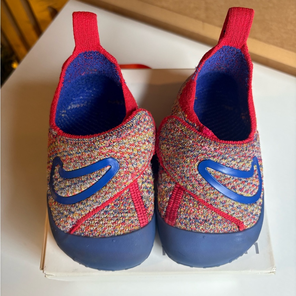 Nike Swoosh 1 5C